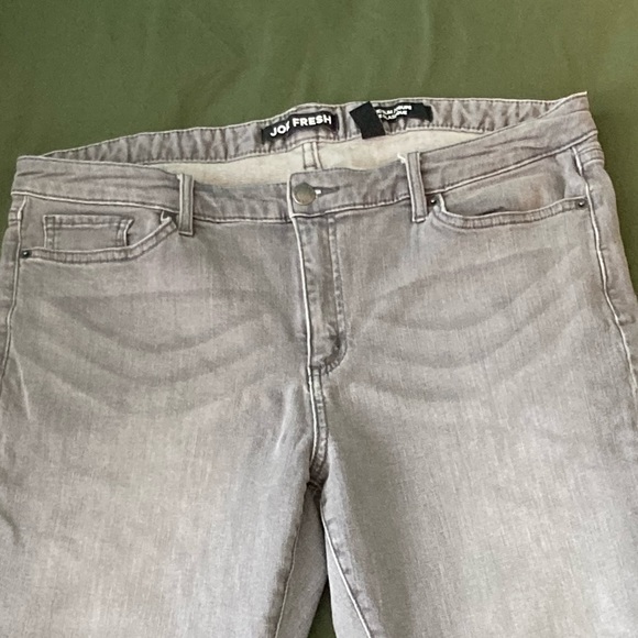 Joe Skinny Gray denim - Picture 3 of 3